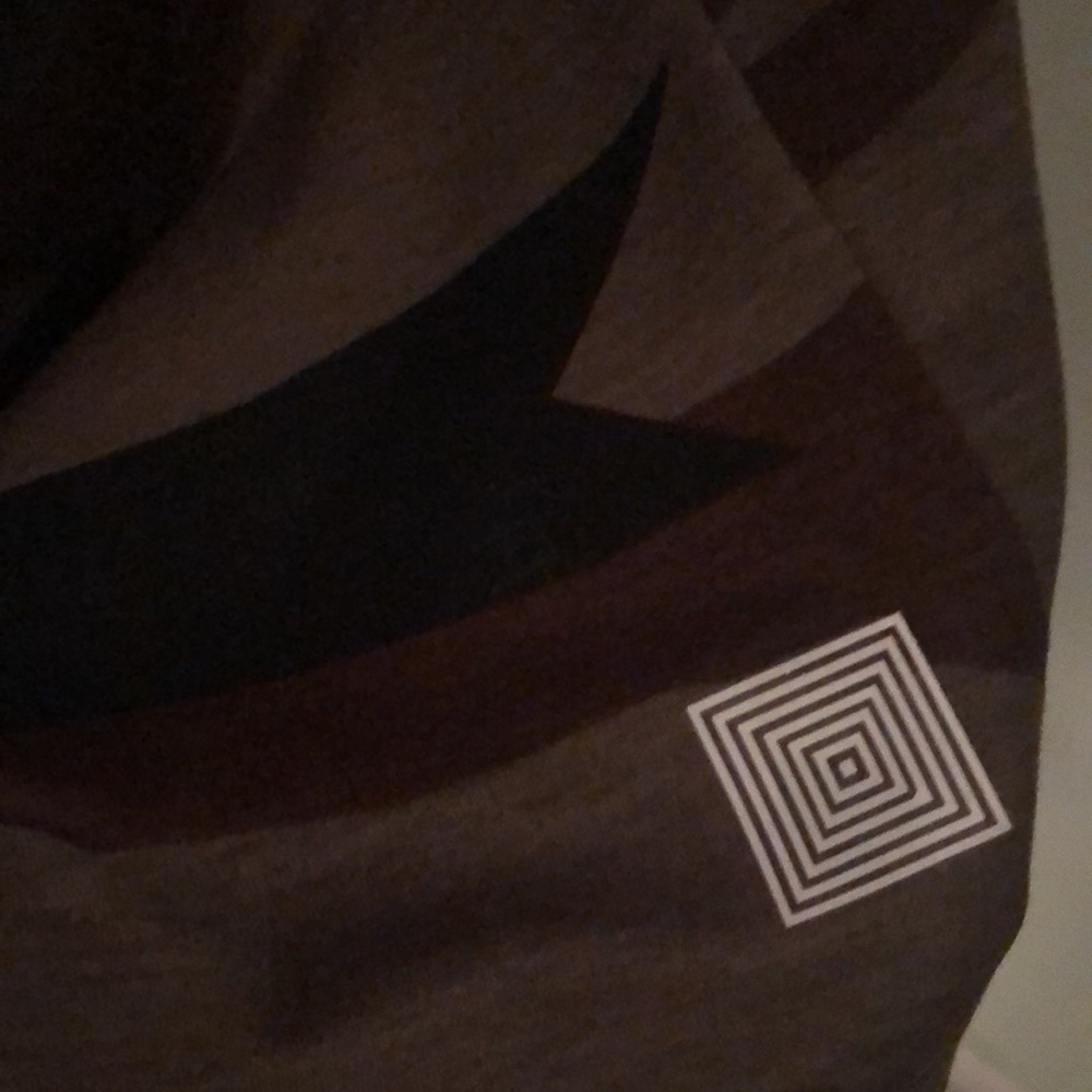 Hudson Tee - Picture 5 of 6